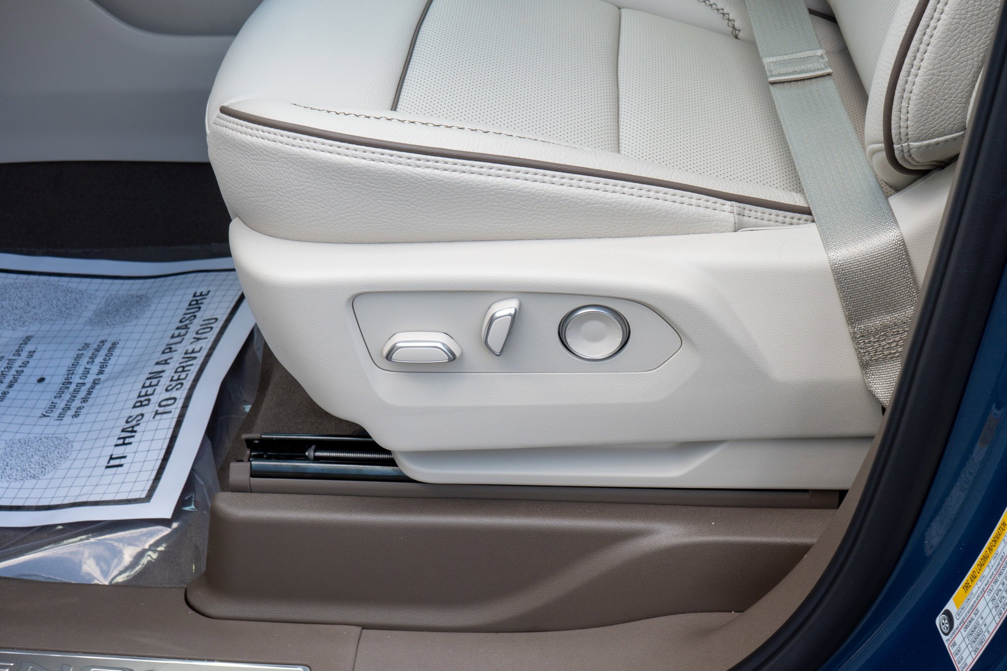 2026 GMC Yukon Denali - Photo 29