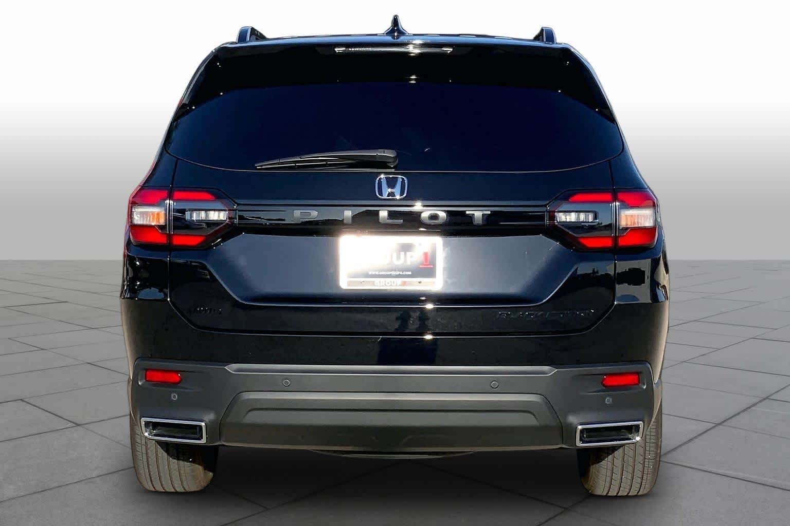 Used 2025 Crystal Black Pearl Honda Black Edition image 5