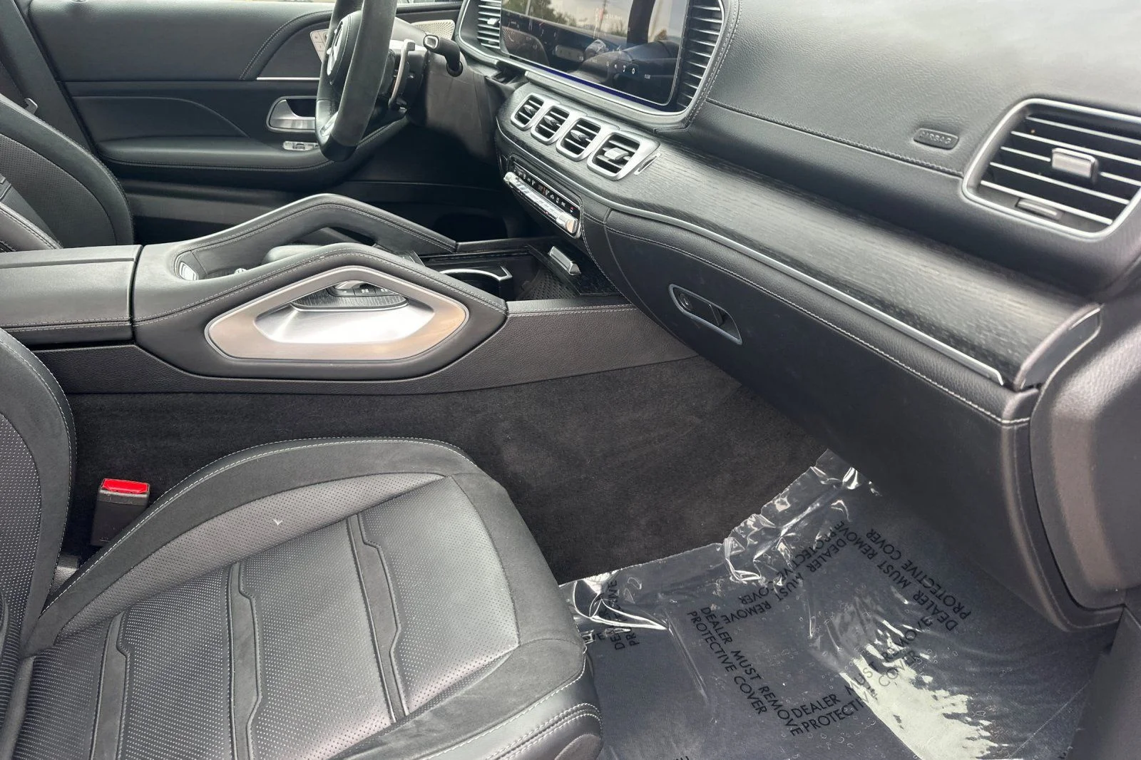 Used 2025 Black Mercedes-Benz GLE 53 AMG® image 17