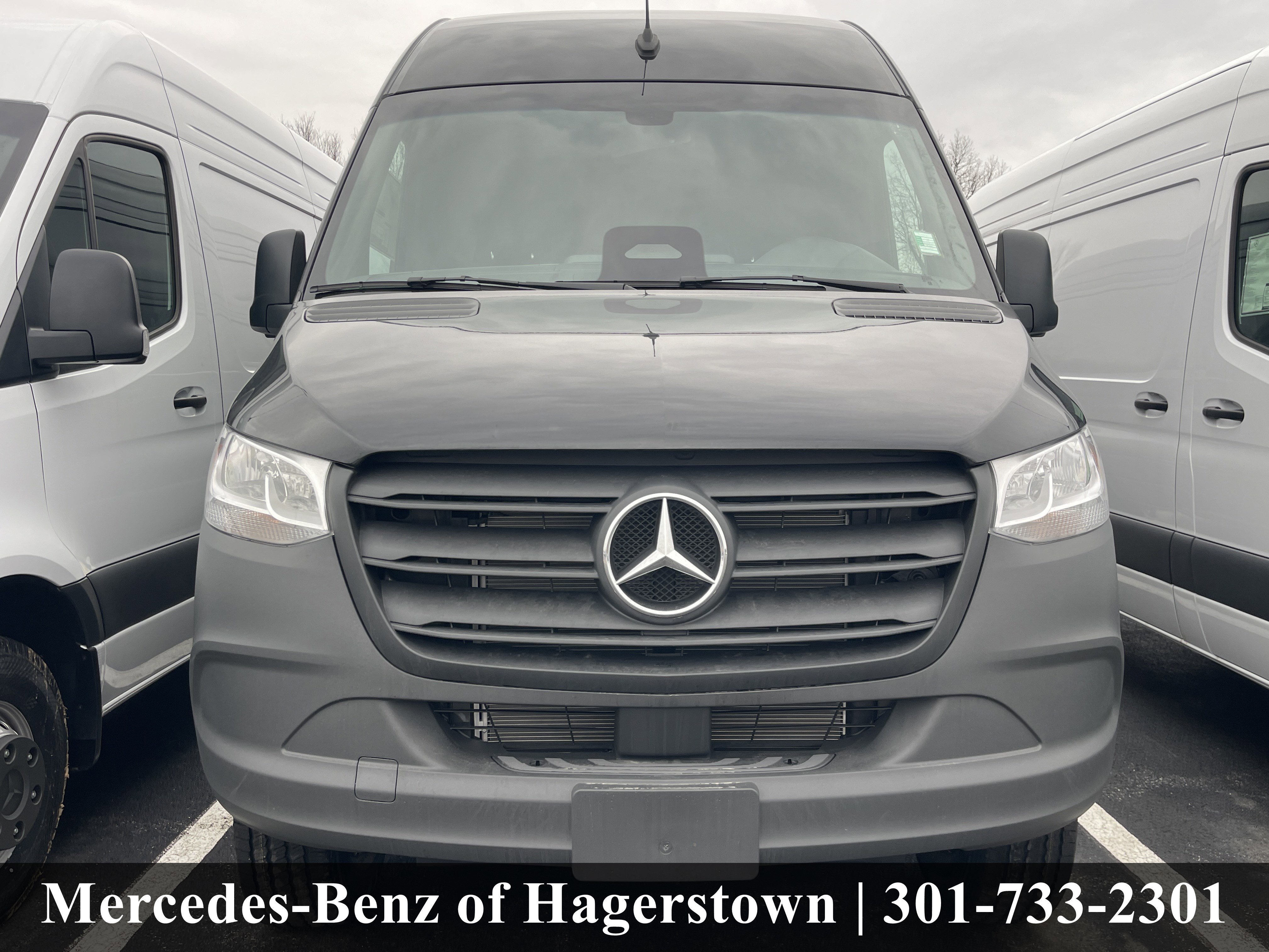 New 2026 Jet Black Mercedes-Benz 2500 High Roof I4 Diesel HO 170 AWD image 13