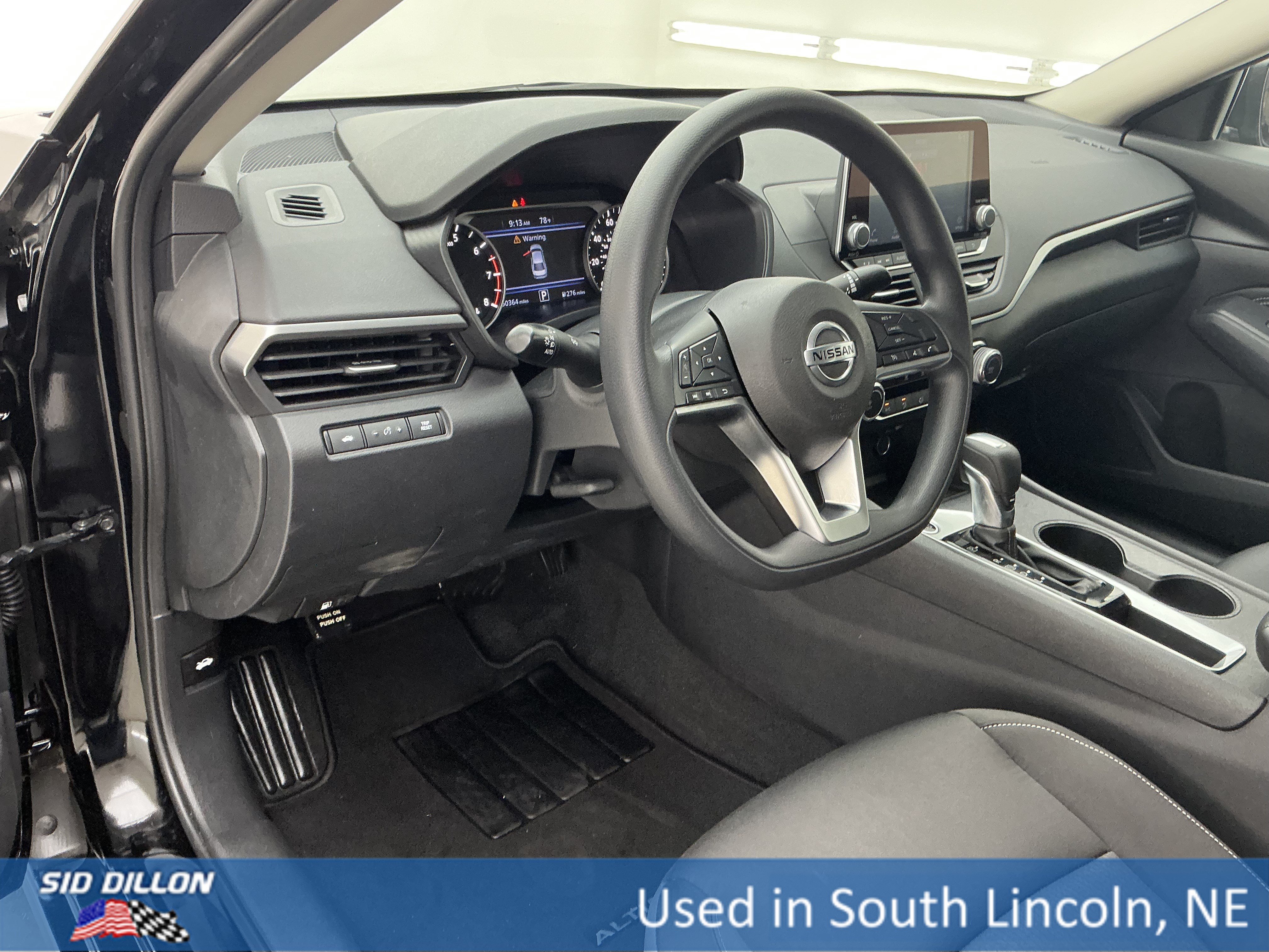 Used 2020 Super Black Nissan 2.5 S image 16