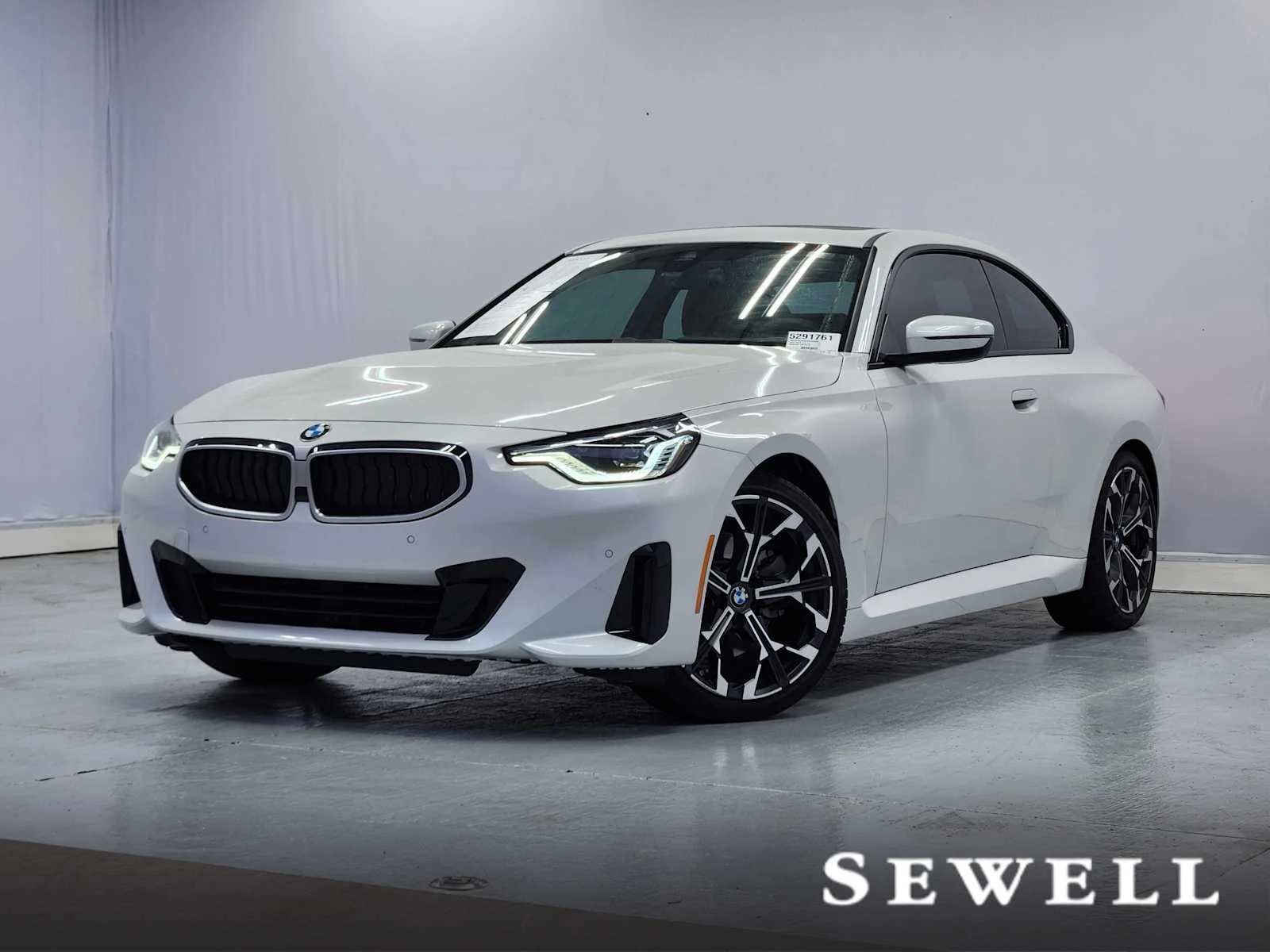 2025 BMW 2 Series 230i Coupe's photo
