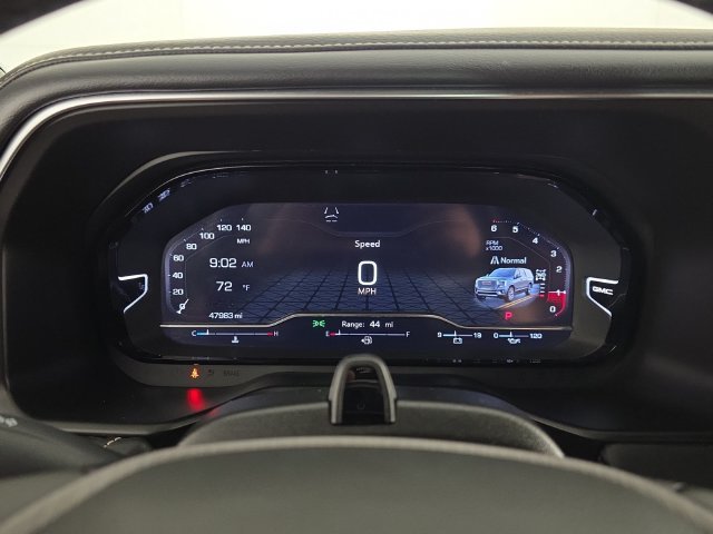 Used 2024 White Frost Tricoat GMC Denali Ultimate image 17