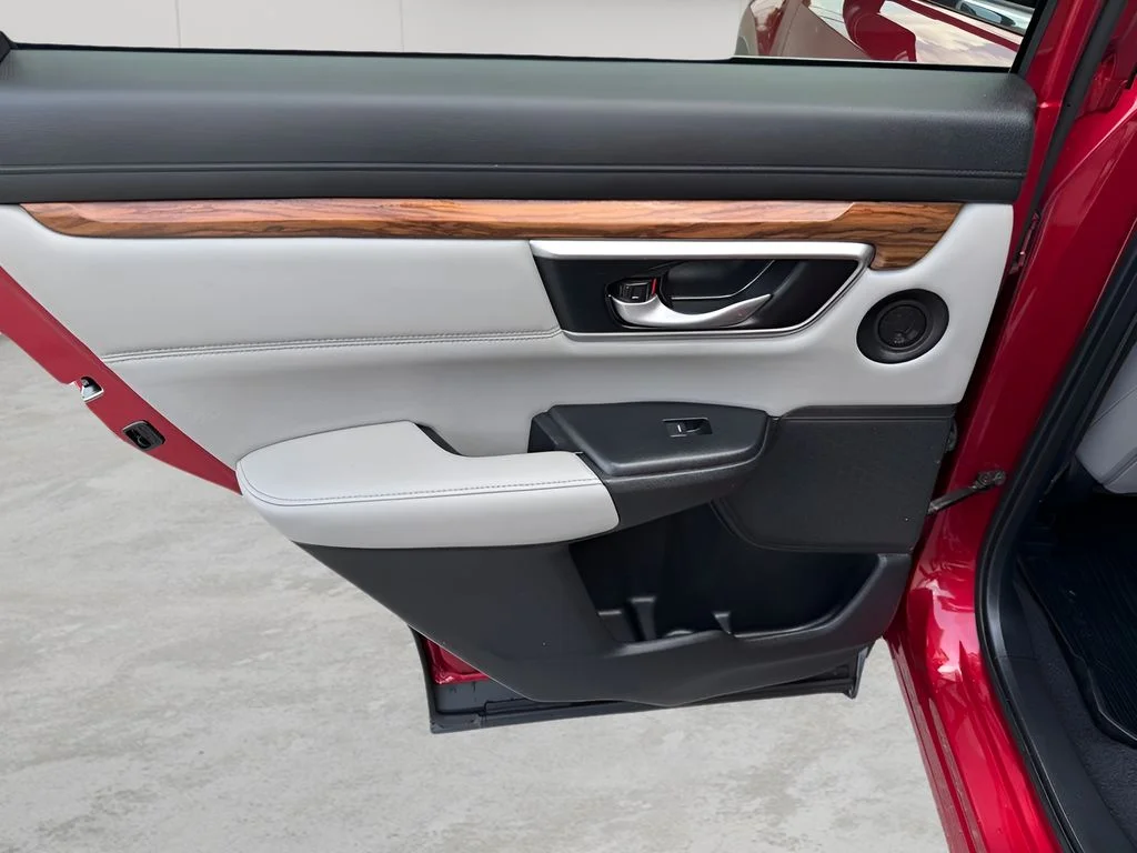 Used 2021 Radiant Red Metallic Honda EX-L image 13