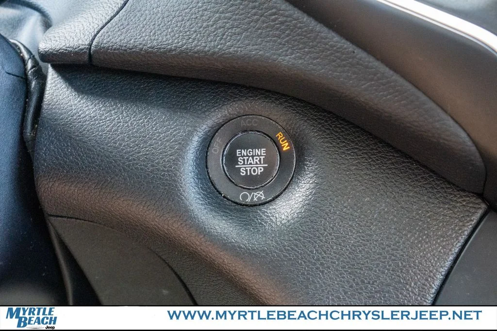 Used 2020 Slate Blue Jeep Latitude Plus image 29