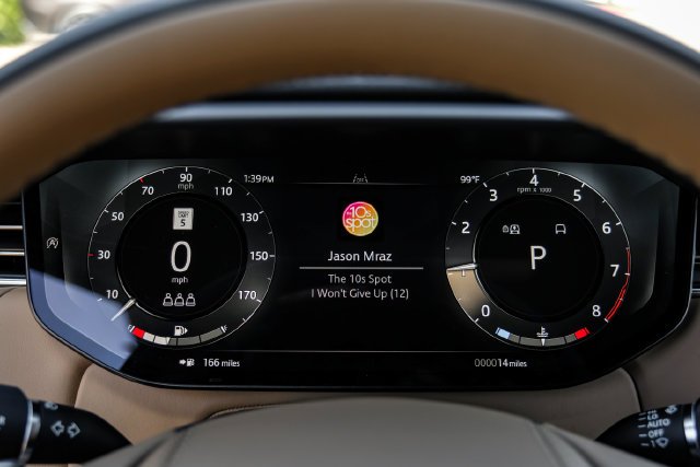 New 2027 Fuji White Land Rover Dynamic SE image 24