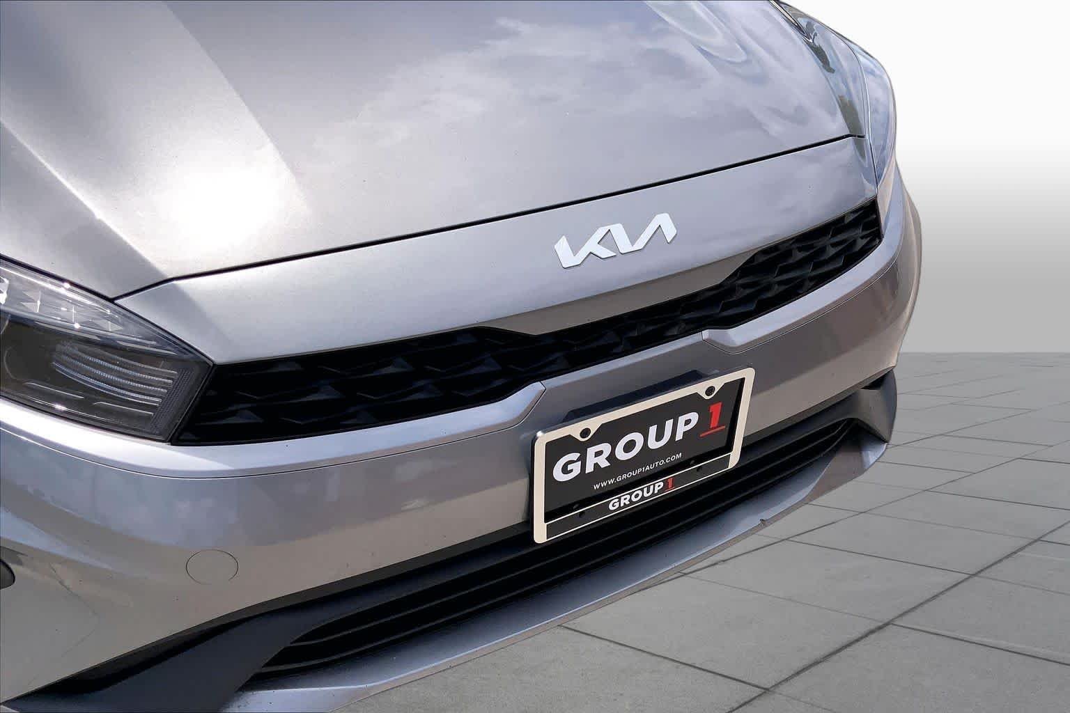 Used 2024 Steel Gray Kia LXS image 29