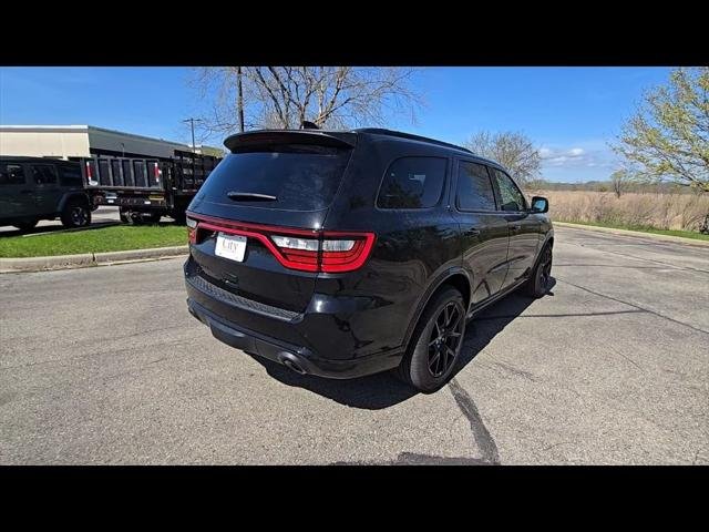 New 2026 Diamond Black Clear-Coat Exterior Paint Dodge GT PLUS image 7