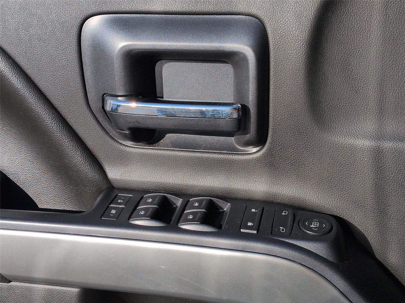 Used 2015 Black Chevrolet LT image 16