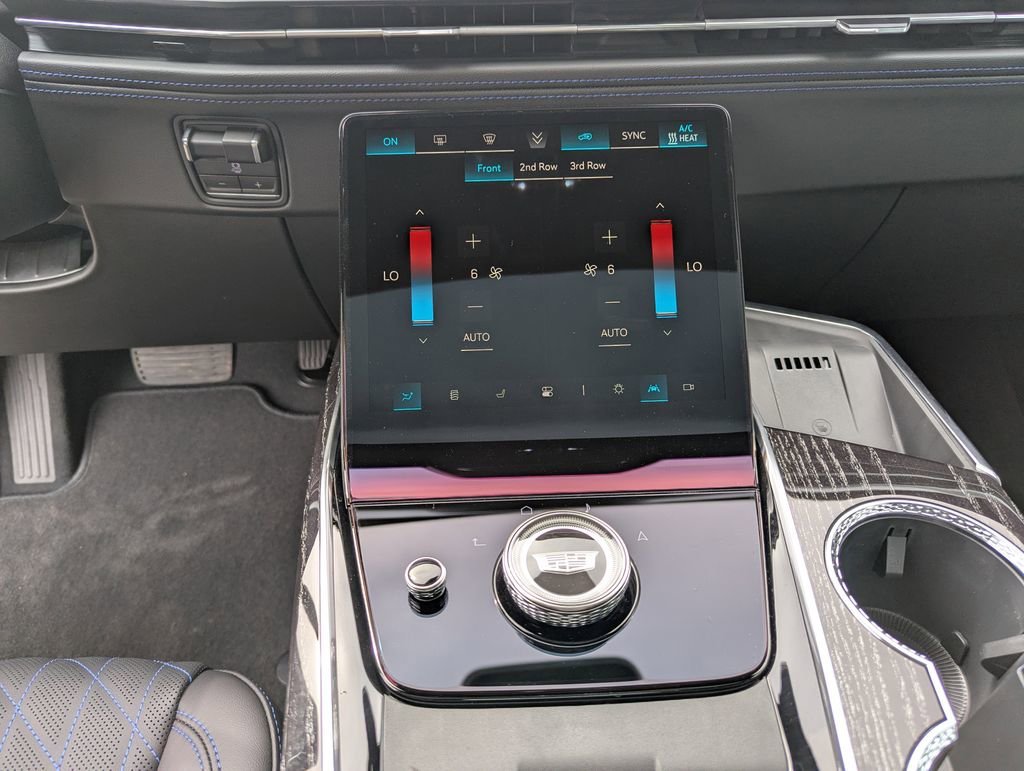 2026 Cadillac Escalade IQL Luxury - Photo 51