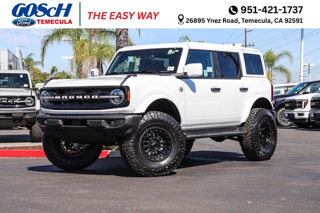 2026 Ford Bronco Outer Banks®