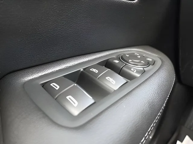 Used 2021 STELLAR BLACK METALLIC Cadillac AWD Sport image 21