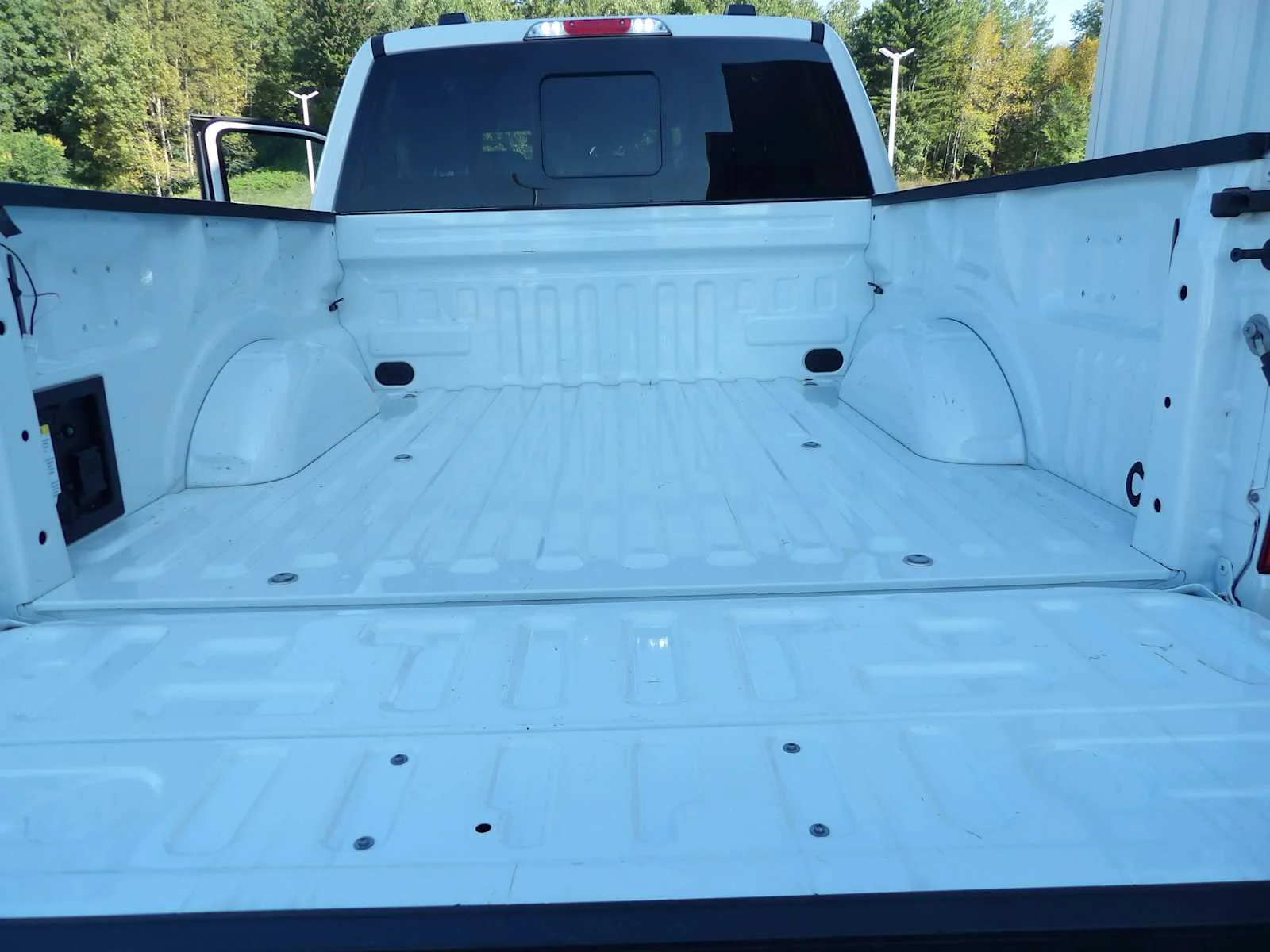 Used 2022 Star White Ford LARIAT image 13
