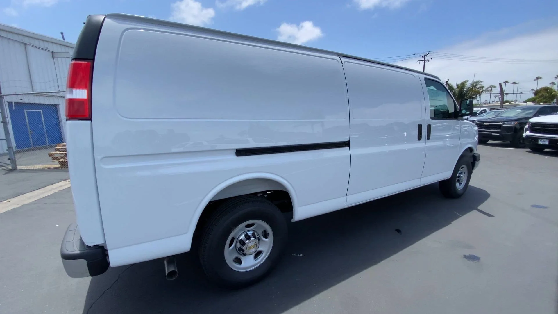 2026 Chevrolet Express Cargo Work Van - Photo 9