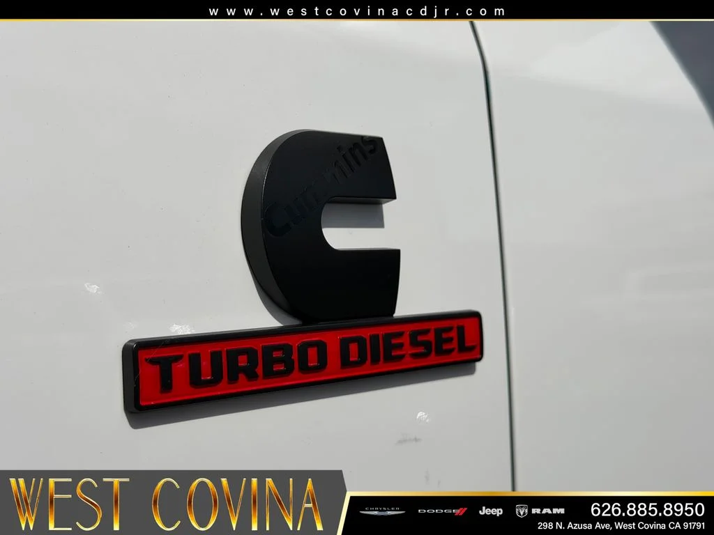 New 2026 Bright White Clear-Coat Exterior Paint RAM Laramie image 13