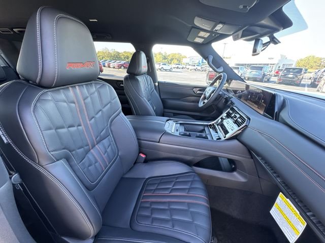 2026 Nissan Armada PRO-4X - Photo 25