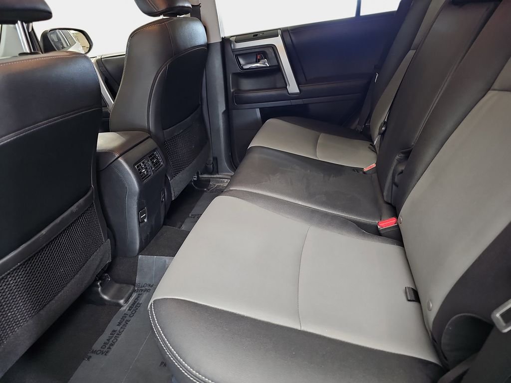 Used 2019 White Toyota SR5 Premium image 16