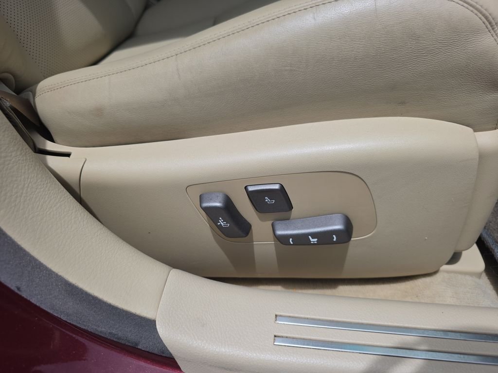 Used 2008  Lexus 460 image 38
