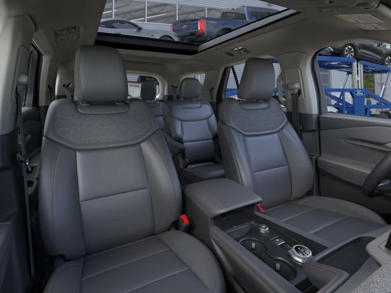 New 2026 Space White Metallic Ford Active image 10