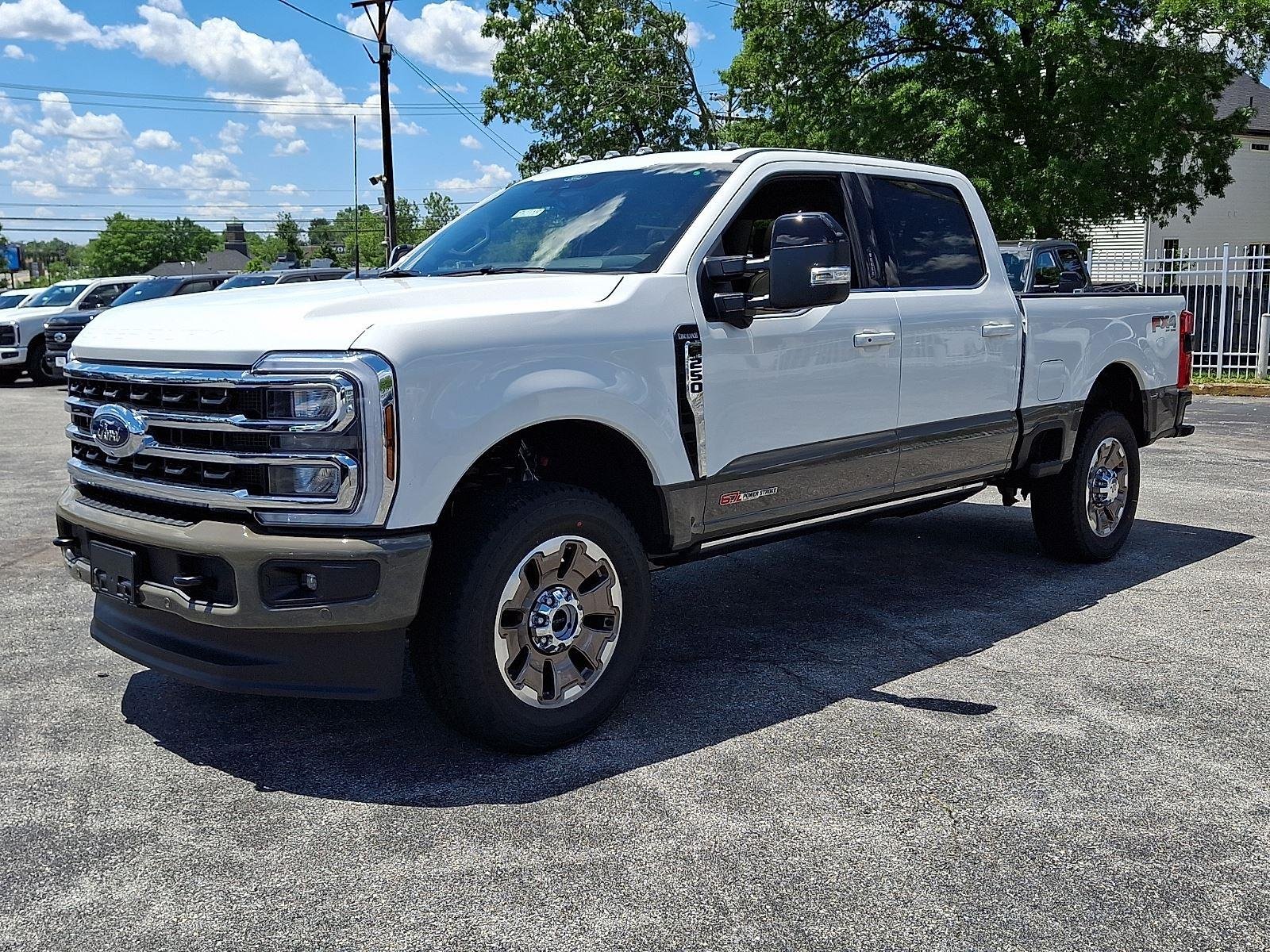 New 2026 Star White Metallic Tri-Coat Ford F-250® King Ranch® image 2