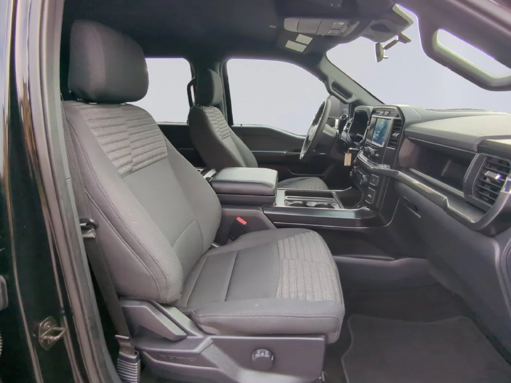 Used 2022 Black Ford XL image 19