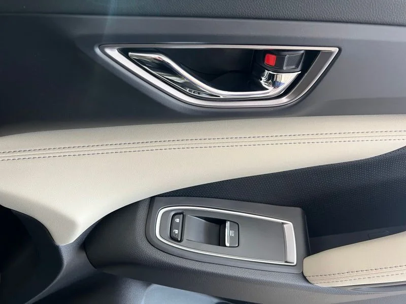 New 2026 AUTUMN GREEN METALLIC Subaru Limited 8-Passenger image 17