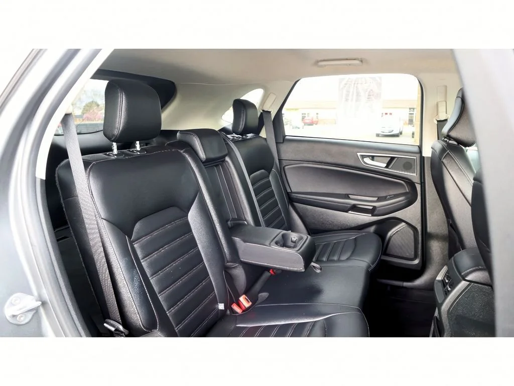 2024 Ford Edge SEL - Photo 25