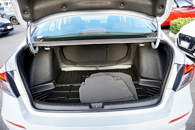 Used 2024  Honda EX image 19