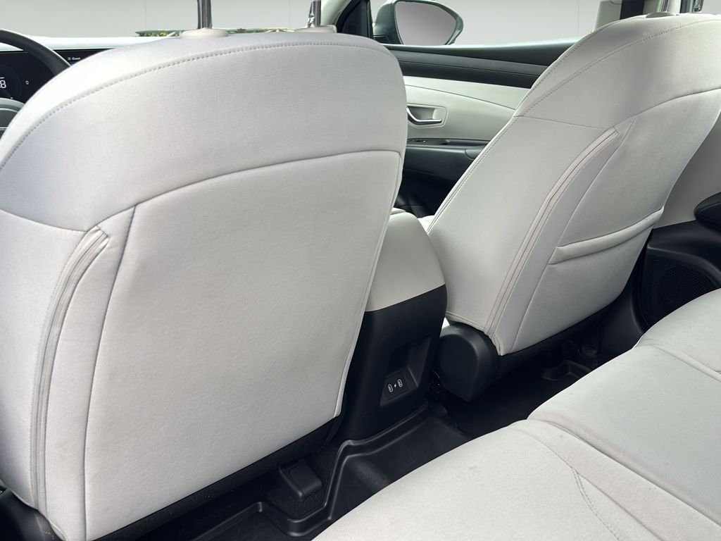 2025 Hyundai Tucson SE - Photo 17