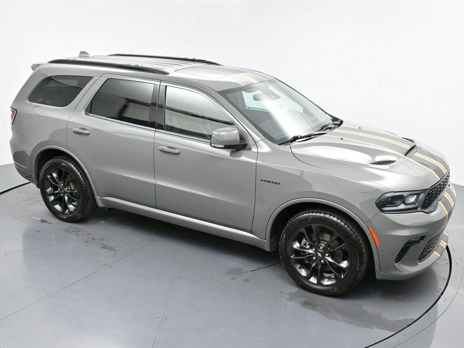 Used 2022 Destroyer Gray Clearcoat Dodge Orange Sport image 37