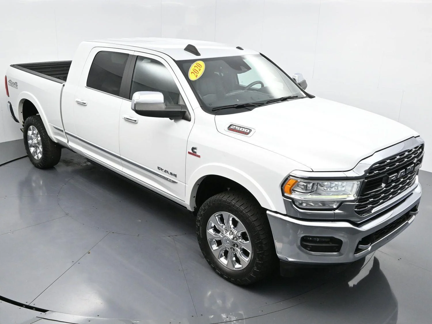Used 2020 Bright White Clearcoat Ram Limited image 35