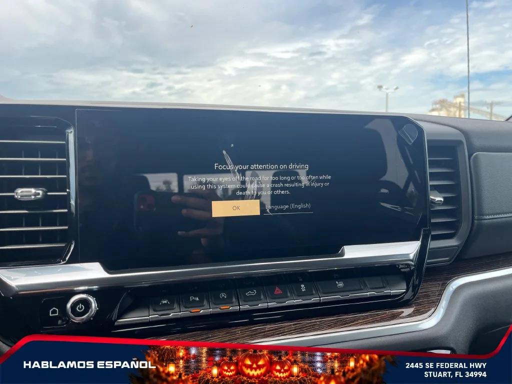 New 2026 Sterling Metallic GMC Elevation image 30