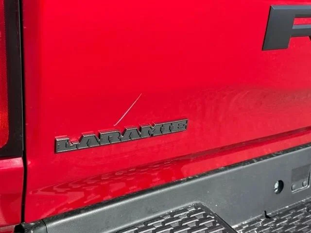 New 2026 Molten Red Pearl-Coat Exterior Paint RAM LARAMIE image 4