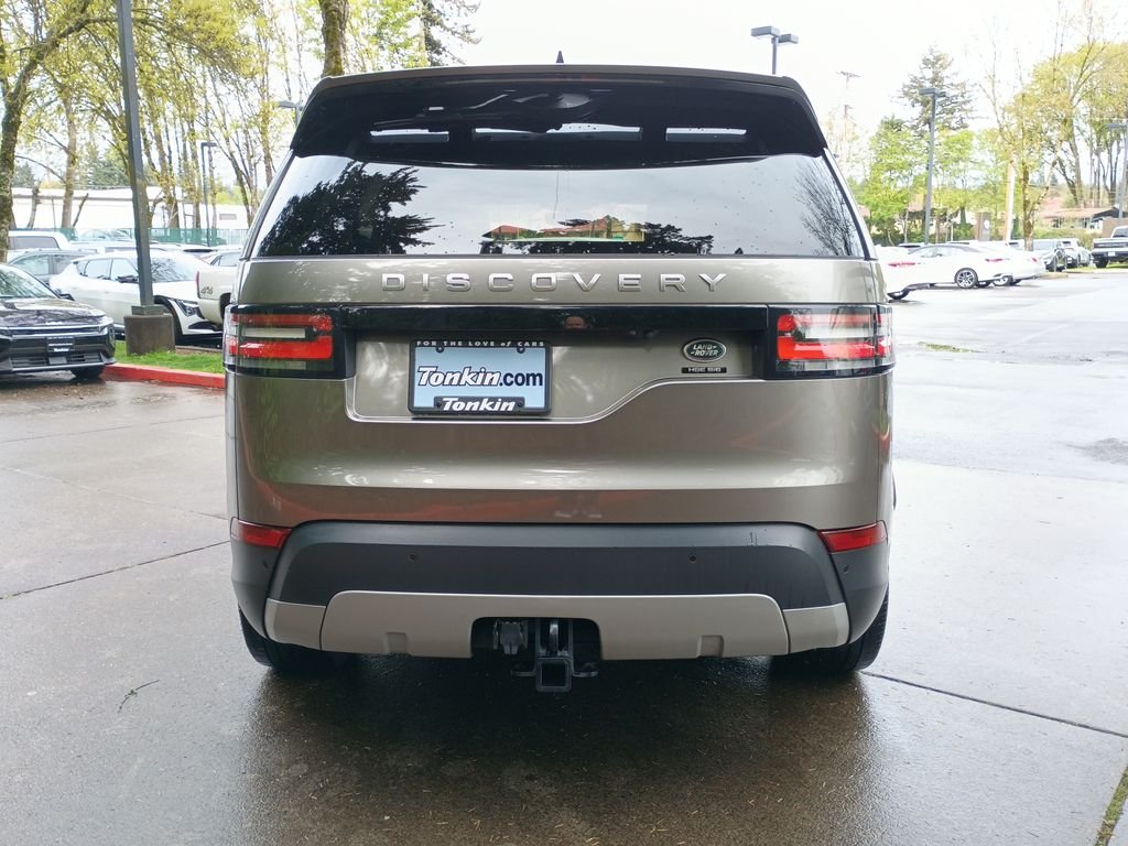 Used 2018 Silicon Silver Premium Metallic Land Rover HSE Luxury image 4