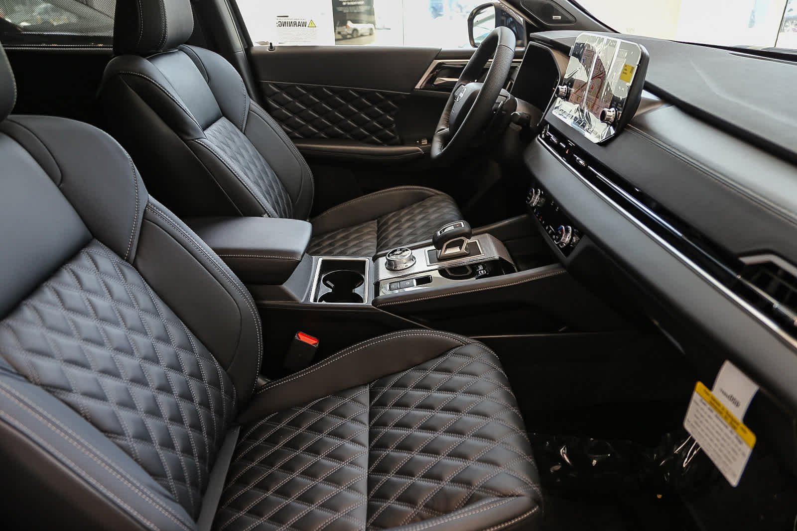 New 2026 Cosmic Black Nissan Platinum image 18