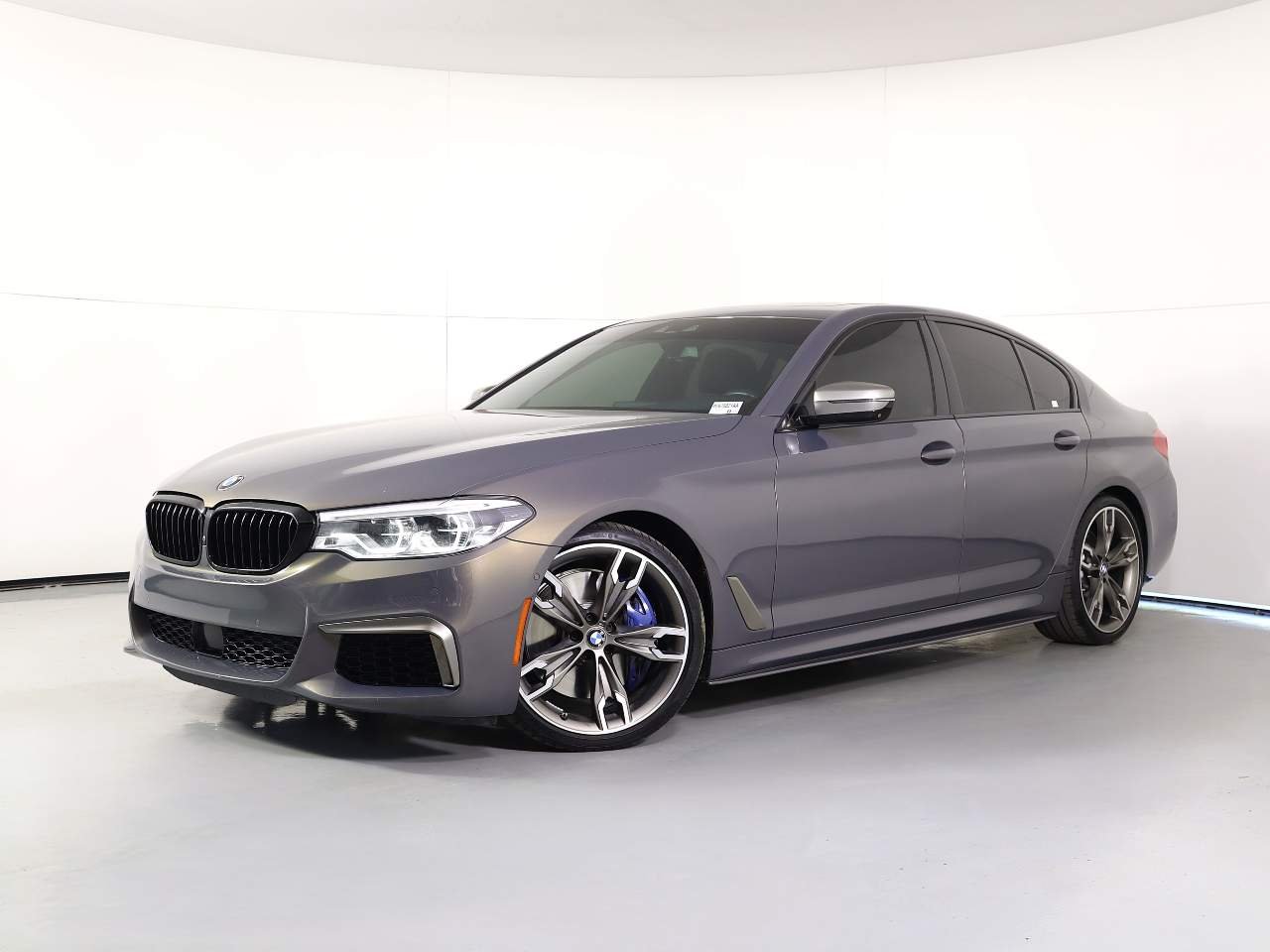 2019 BMW 5 Series M550i