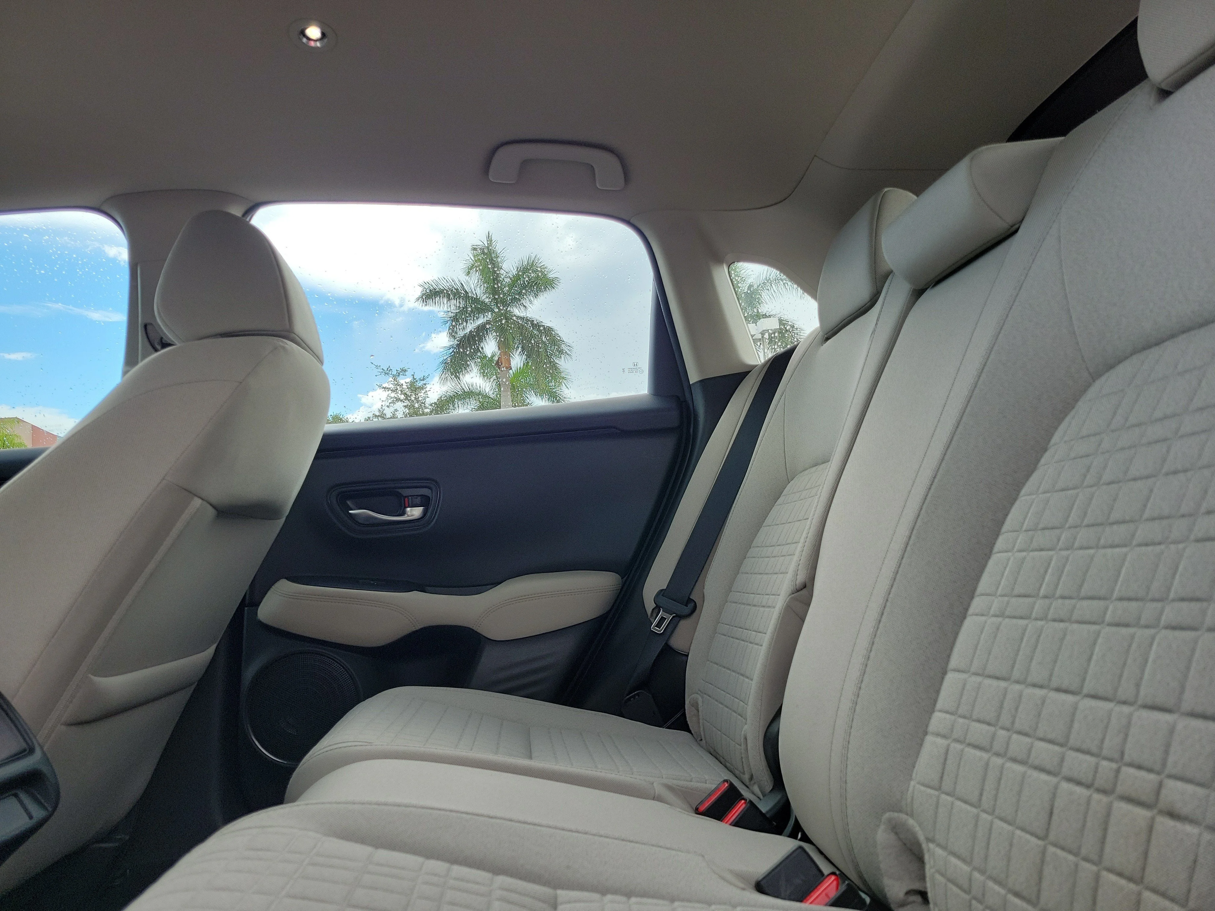 2025 Honda HR-V LX - Photo 10