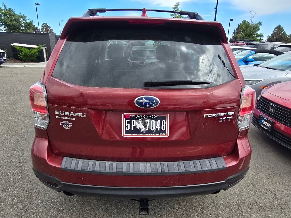 Used 2018 Venetian Red Pearl Subaru Premium image 4