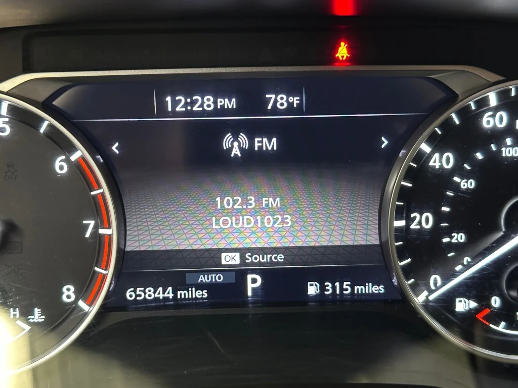 Certified Used 2023 Pearl White Tricoat Nissan SV image 3