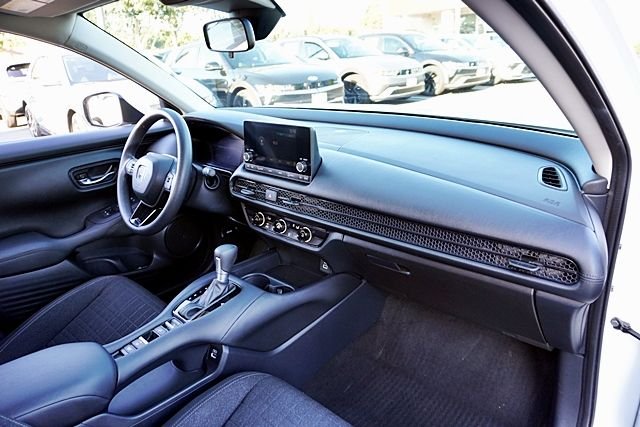 Used 2023  Honda LX image 9