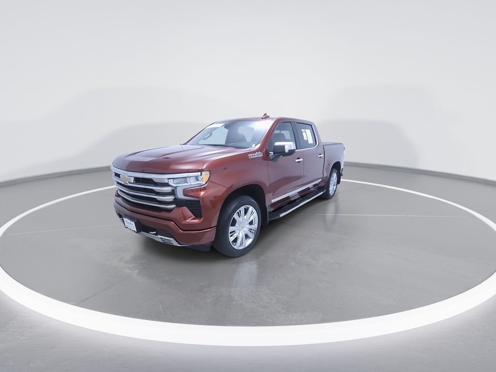 Used 2025 Red Chevrolet High Country image 5
