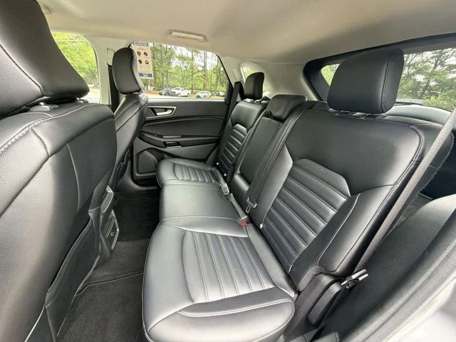 Used 2022 Gray Ford SEL image 23