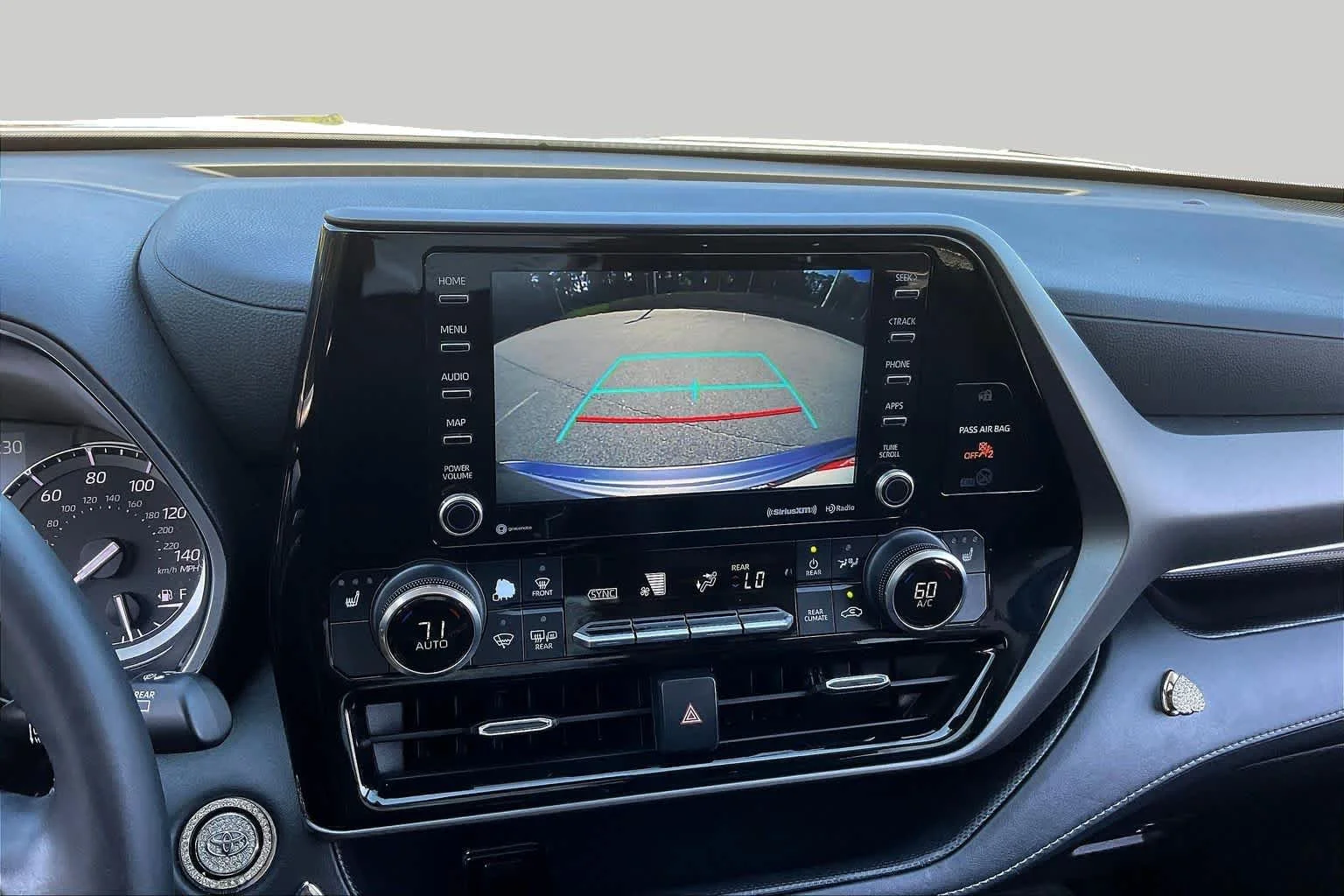 Used 2022 Moon Dust Toyota XLE image 27