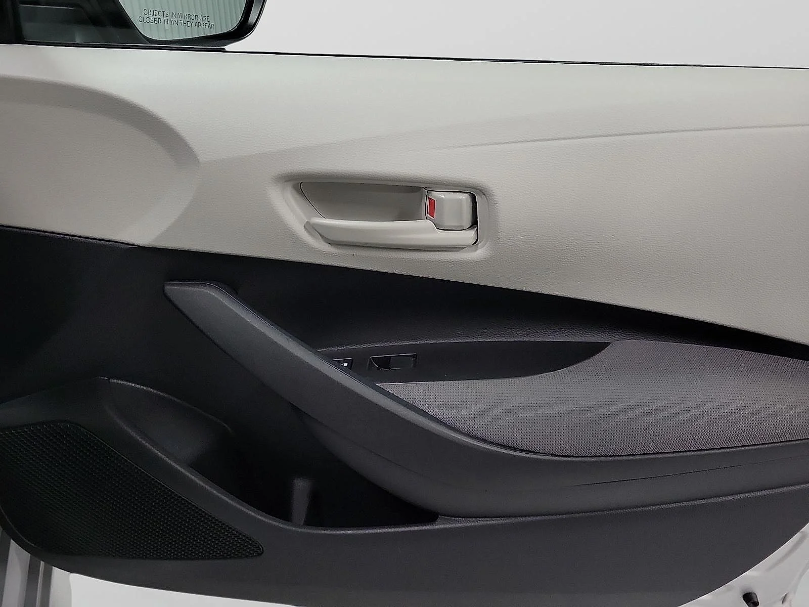 Certified Used 2025 Silver Toyota LE image 14