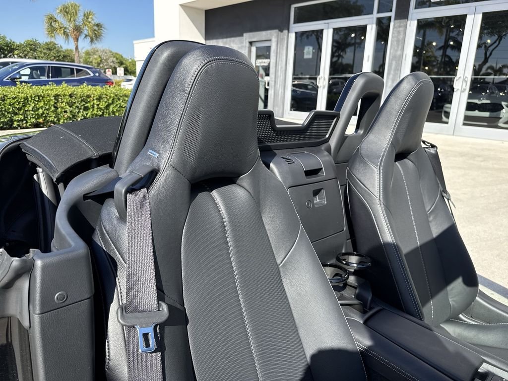 2025 Mazda MX-5 Miata Grand Touring - Photo 46