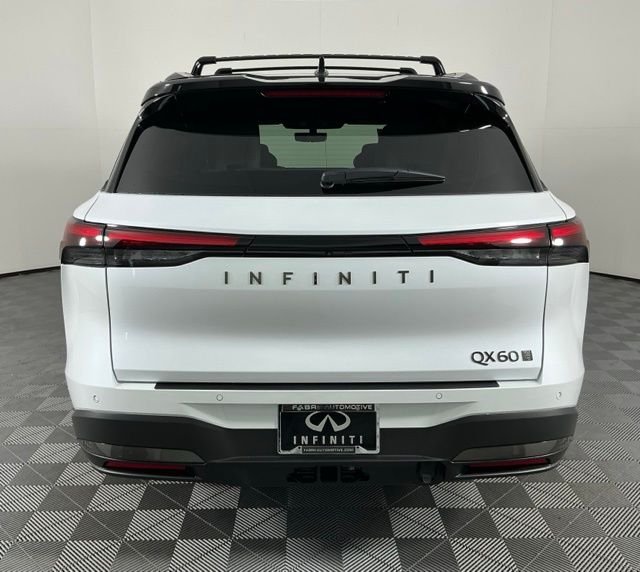 New 2027 2T RAD WHT INFINITI Autograph AWD image 5