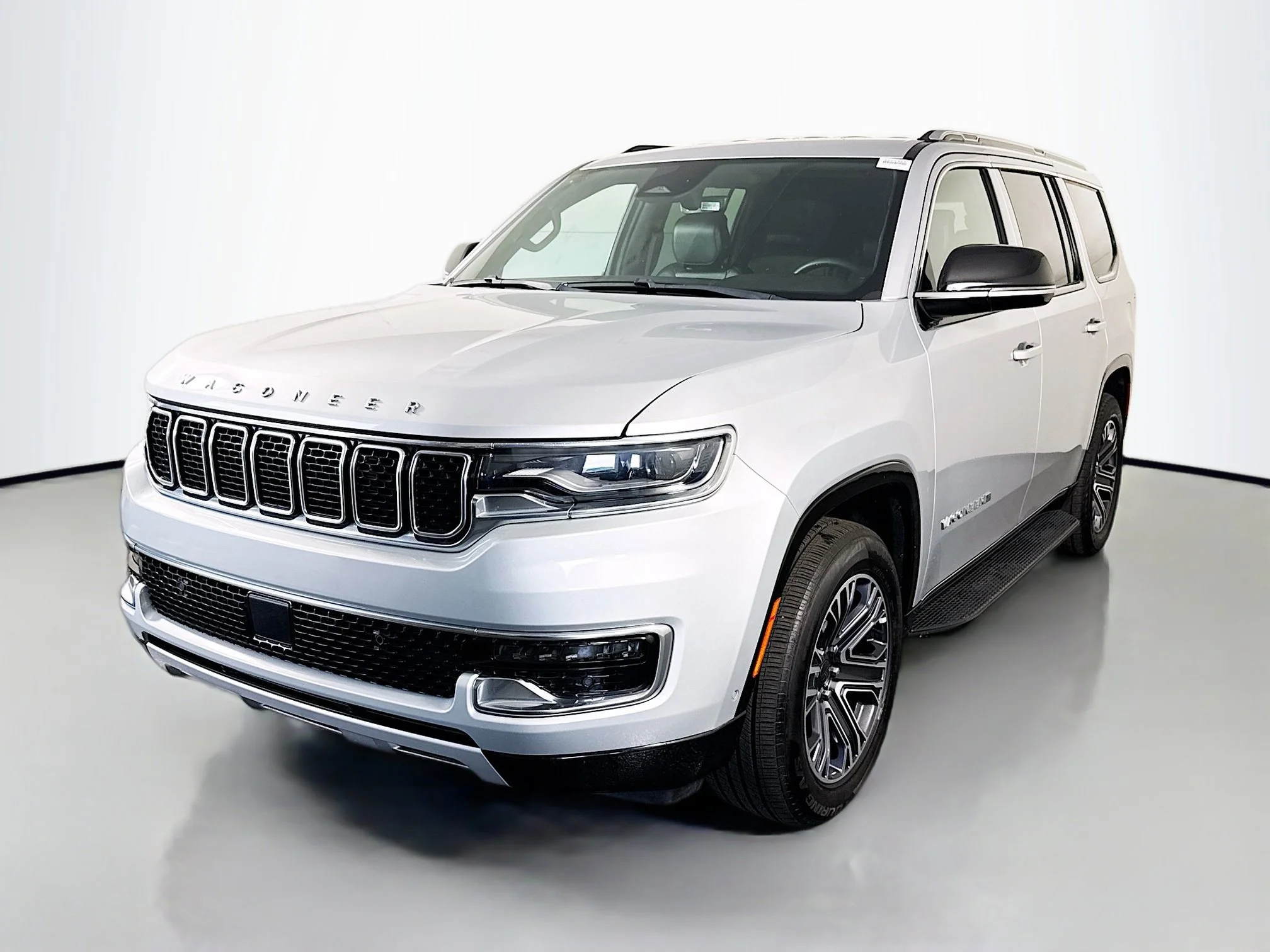 Used 2023 Silver Zynith Jeep Series II image 3