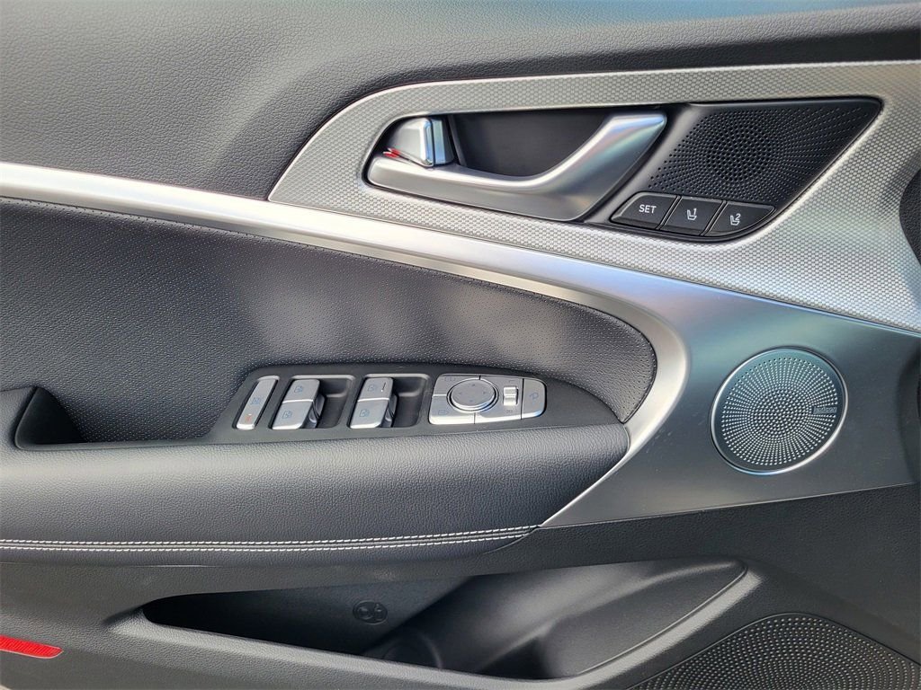 2026 GENESIS G70 Prestige - Photo 8