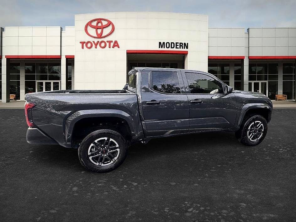 Certified Used 2025 Underground Toyota SR image 17