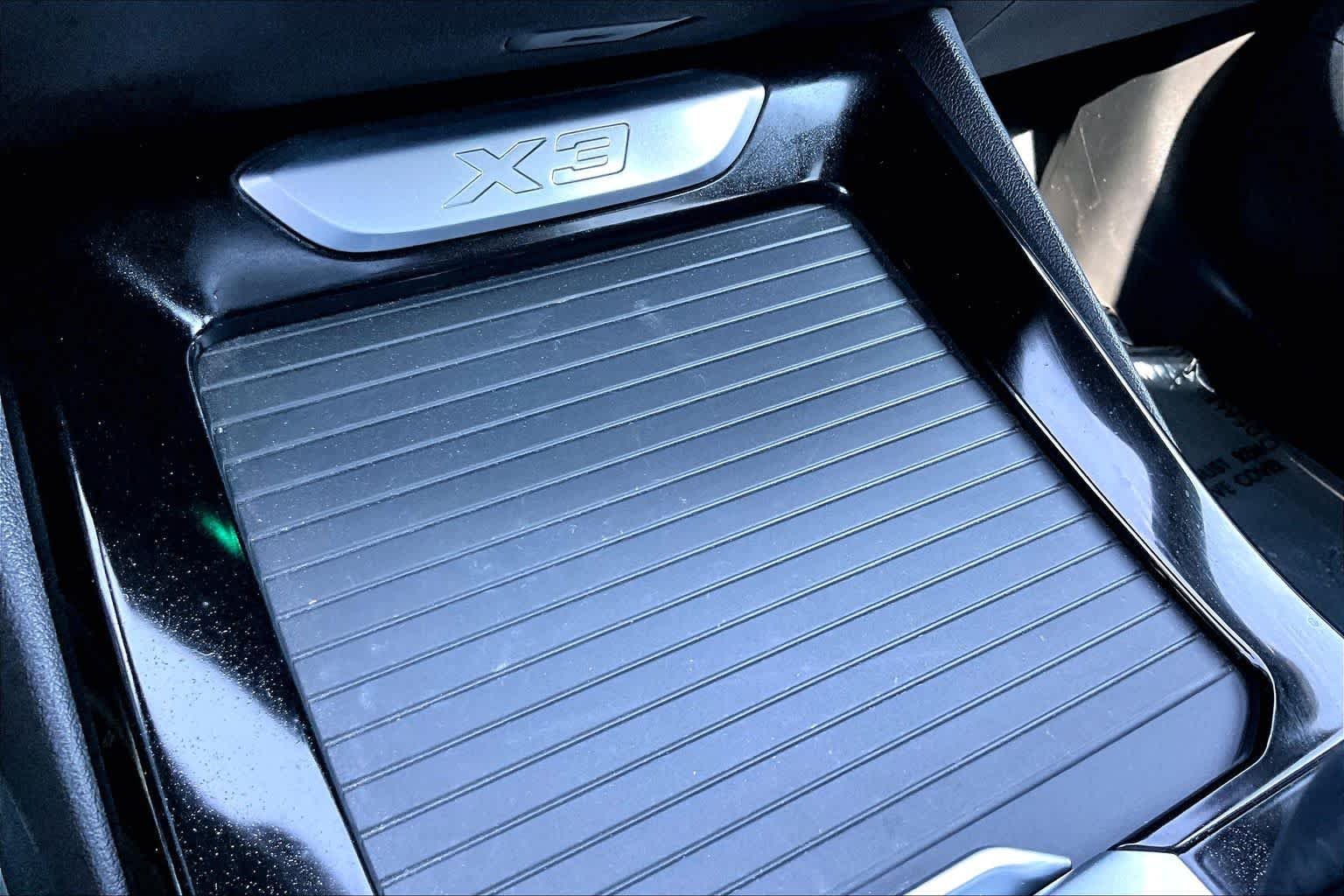 Used 2021 Dark Graphite Metallic BMW sDrive30i image 35